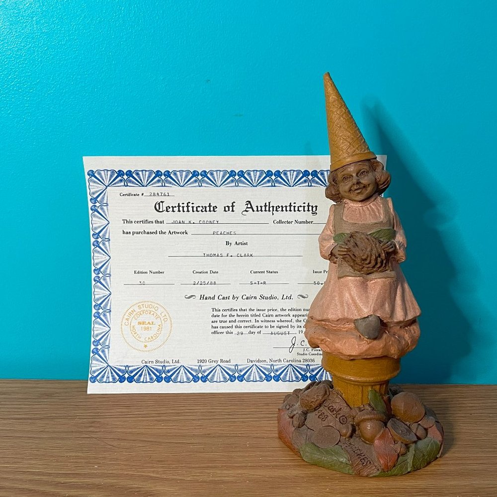 Thomas Clark Gnome Collection - 1988 "Peaches"